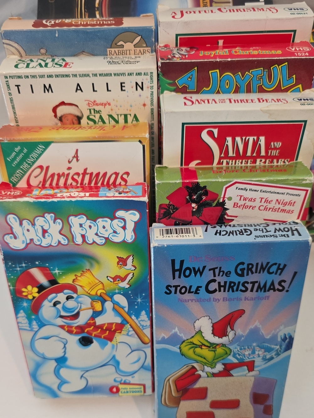 9 VHS Christmas Movies Jack Frost,The Santa Claus,How The Grinch Stole Christmas